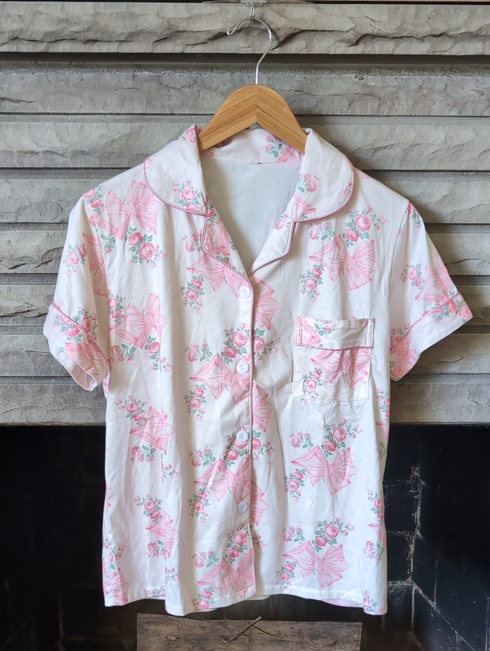 Women's Pink Floral And Bow Pajama Set Size Medium